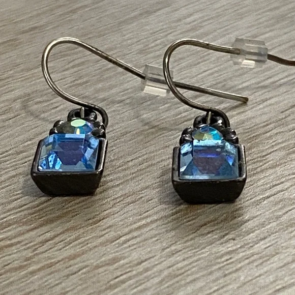 Sky Blue Iridescent Crystal Gunmetal Drop Earrings Elegant Summer Beach Party - Picture 13 of 17